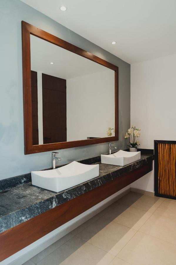 Phantom Suites Playa del Carmen Dış mekan fotoğraf